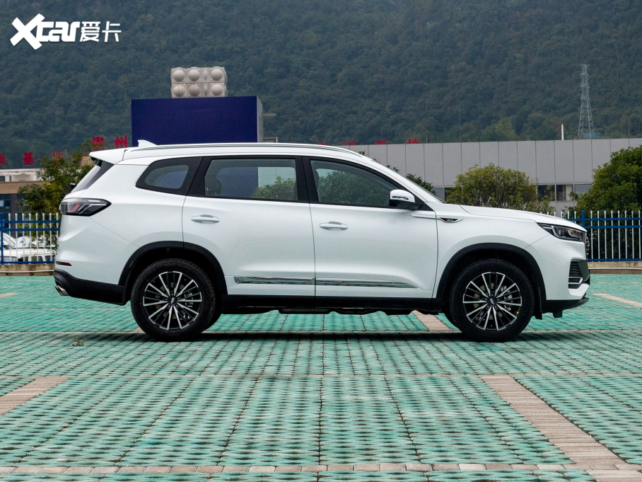 20228 PLUS Hi 390TGDI DCT