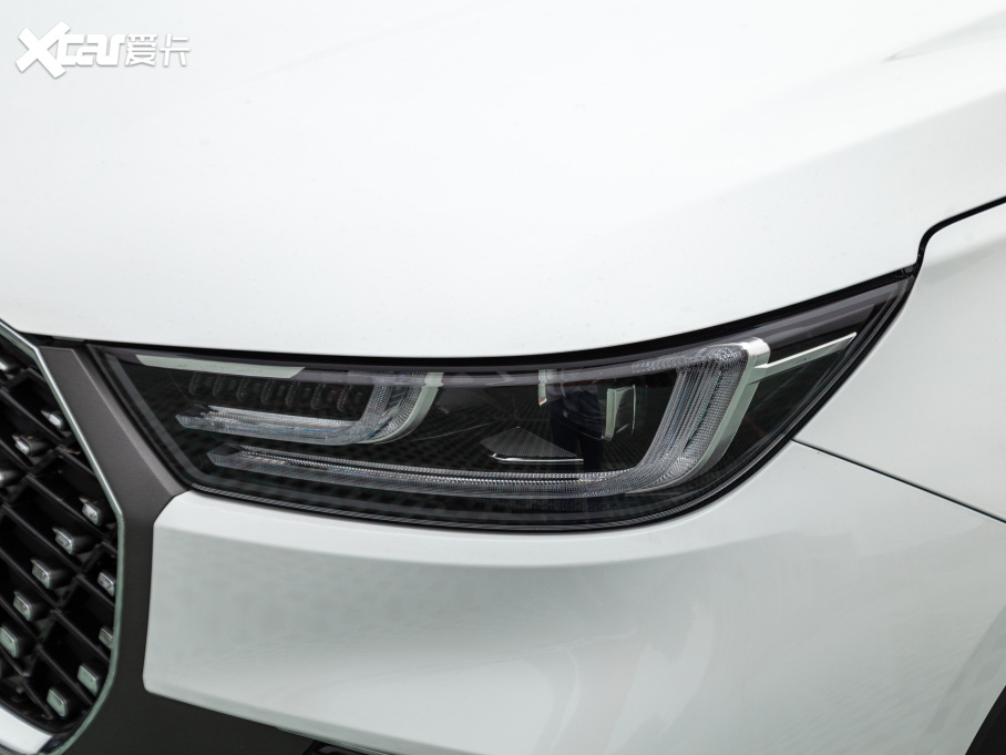 20228 PLUS Hi 390TGDI DCT