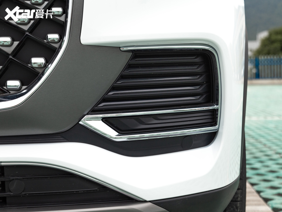 20228 PLUS Hi 390TGDI DCT