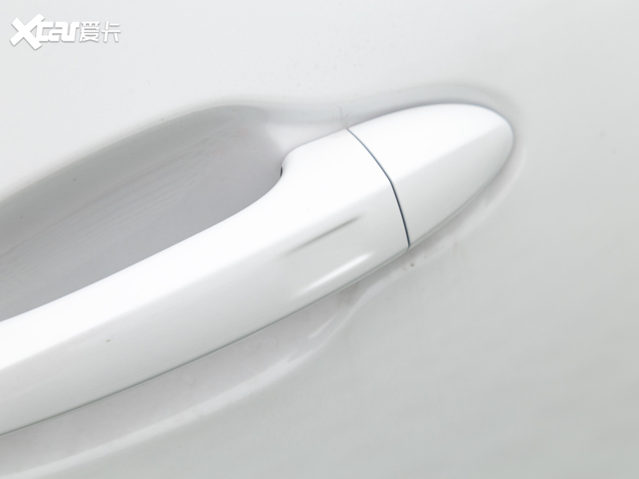 20228 PLUS Hi 390TGDI DCT