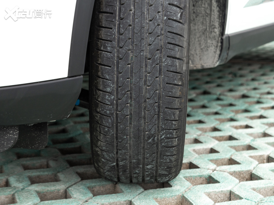 20228 PLUS Hi 390TGDI DCT