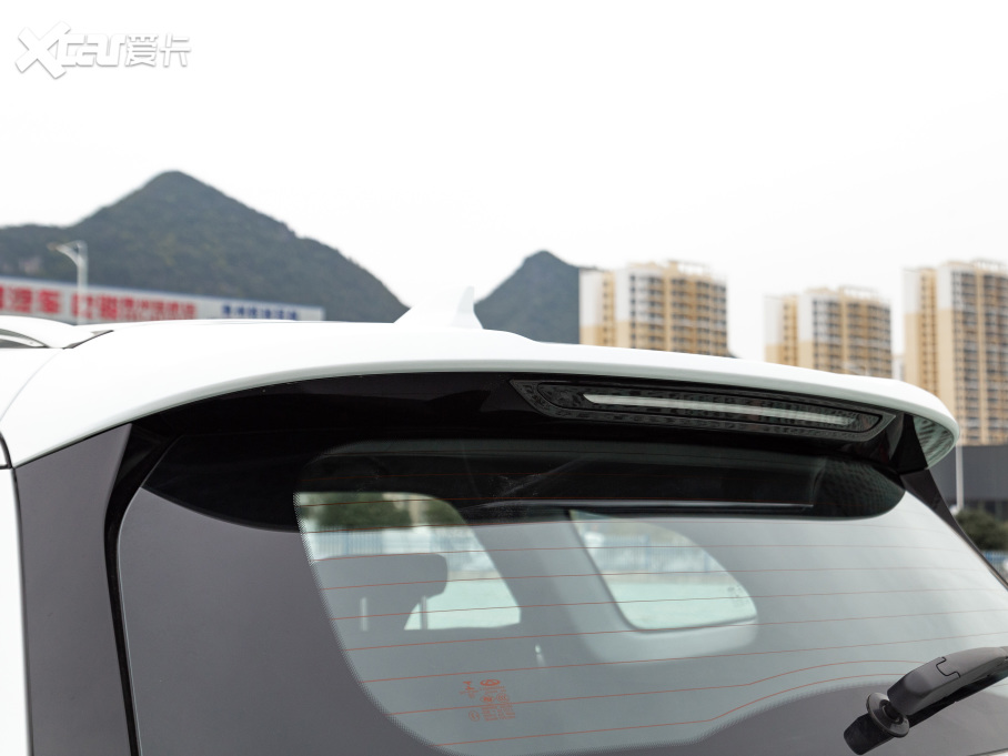 20228 PLUS Hi 390TGDI DCT