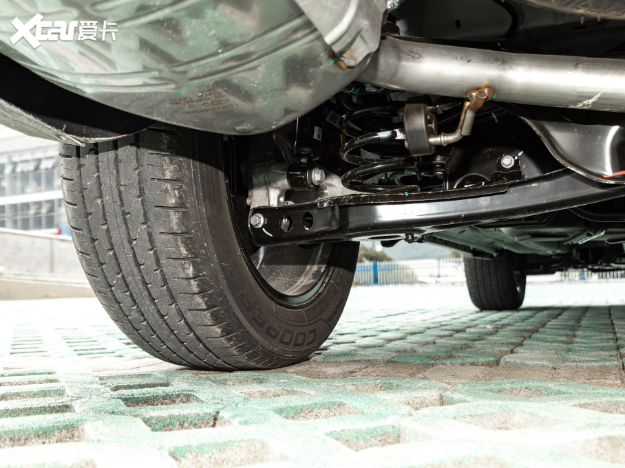 2022����8 PLUS �H�i�� 390TGDI DCT�����