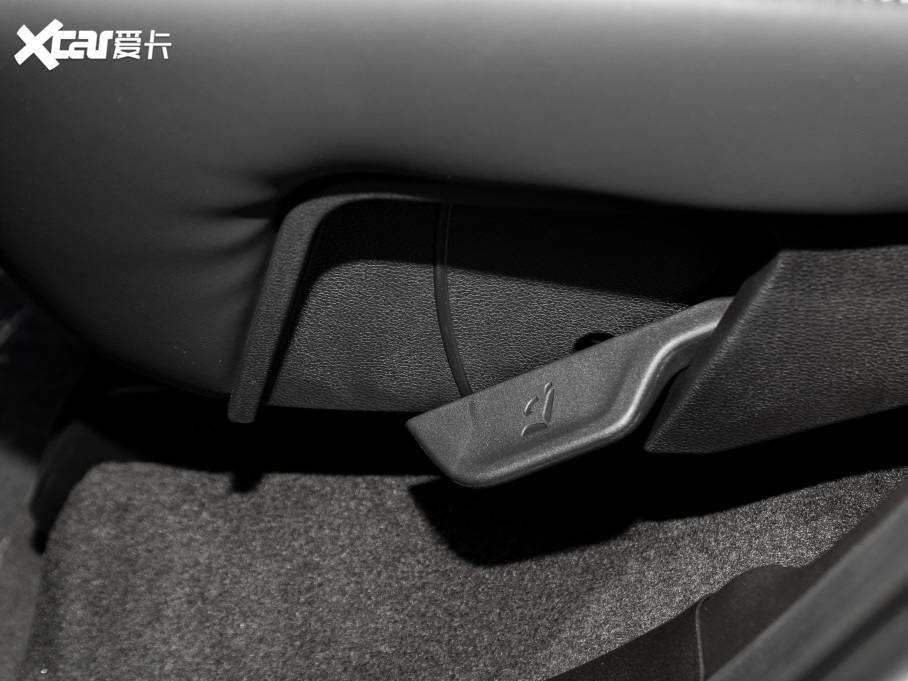 2022����8 PLUS �H�i�� 390TGDI DCT�����