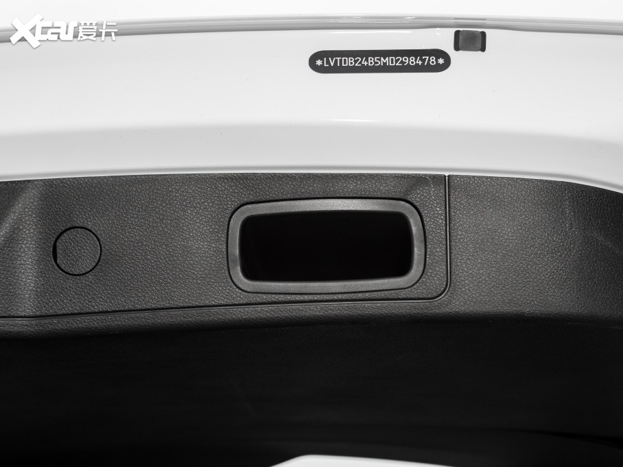 2022����8 PLUS �H�i�� 390TGDI DCT�����