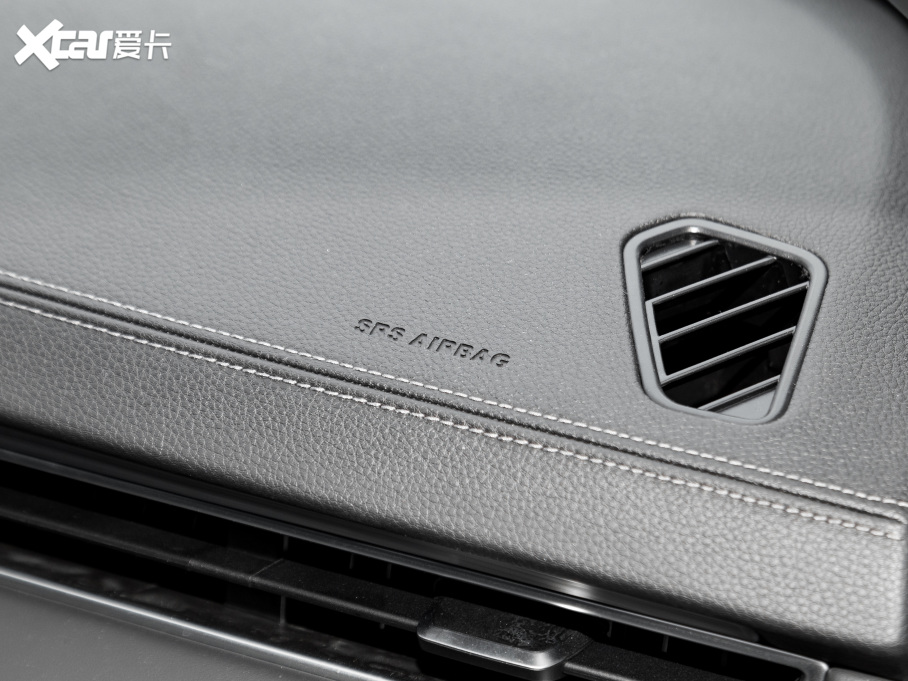 20228 PLUS Hi 390TGDI DCT