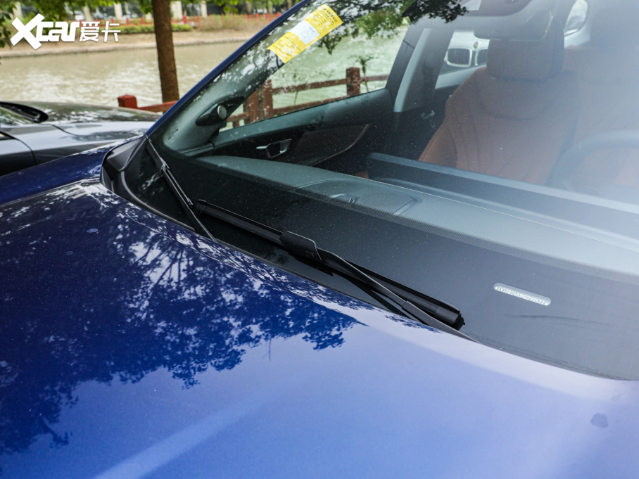 20228 PLUS Hi 390TGDI DCT