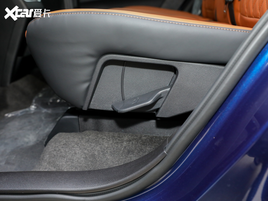 2022����8 PLUS �H�i�� 390TGDI DCT������