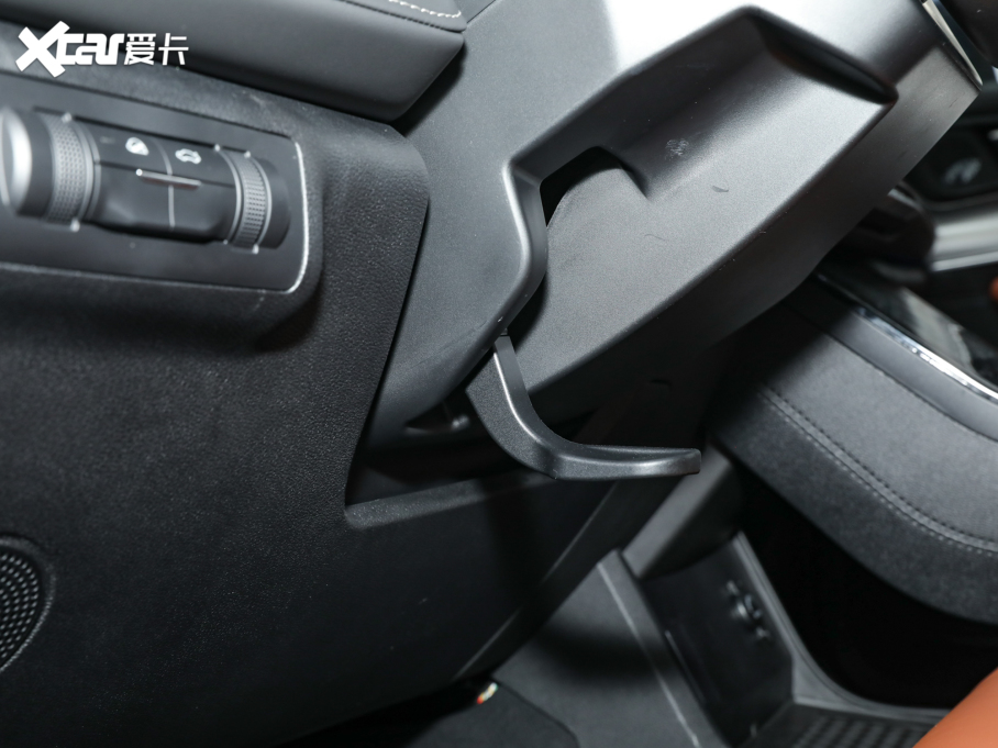 2022����8 PLUS �H�i�� 390TGDI DCT������