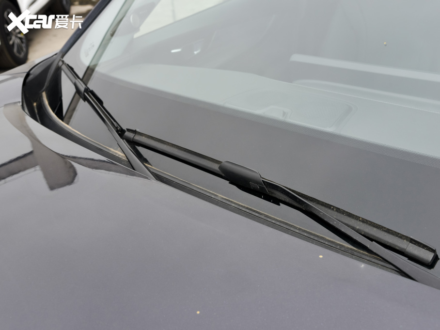 20228 PLUS Hi 390TGDI DCT+