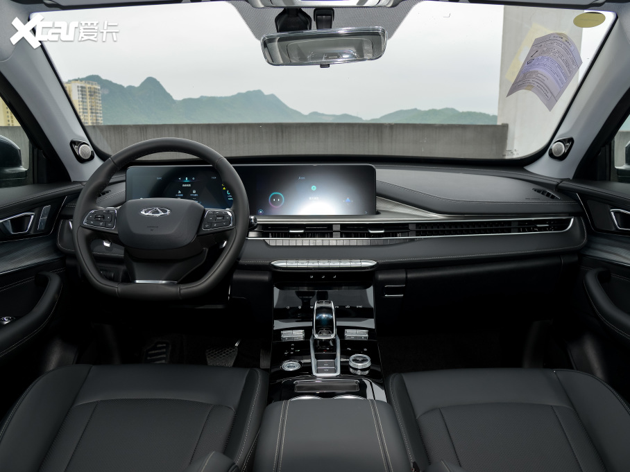 20228 PLUS Hi 390TGDI DCT+