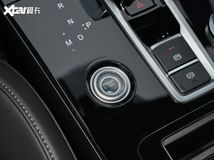 20228 PLUS Hi 390TGDI DCT+