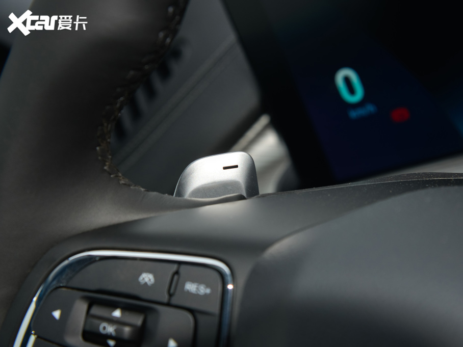 20228 PLUS Hi 390TGDI DCT+