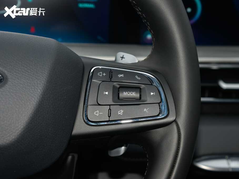 20228 PLUS Hi 390TGDI DCT+