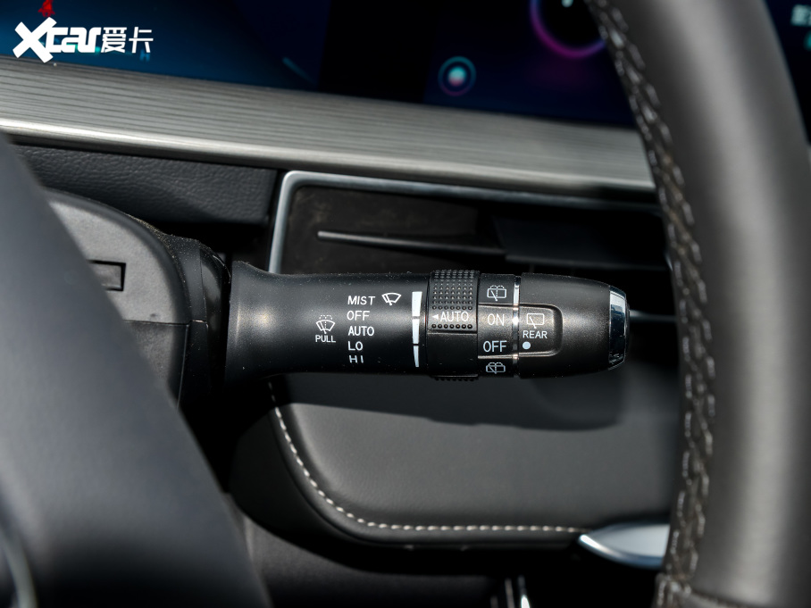 20228 PLUS Hi 390TGDI DCT+