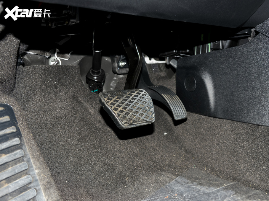 20228 PLUS Hi 390TGDI DCT+