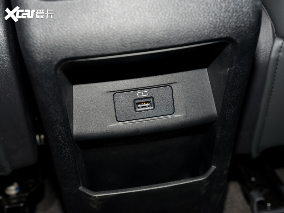 20228 PLUS Hi 390TGDI DCT+