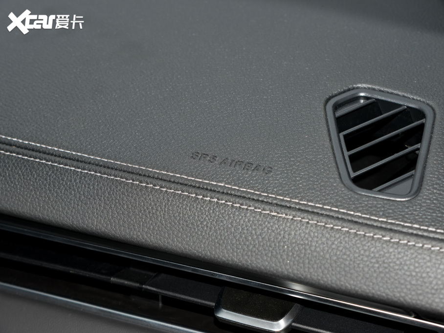 2022����8 PLUS �H�i�� 390TGDI DCT�����+