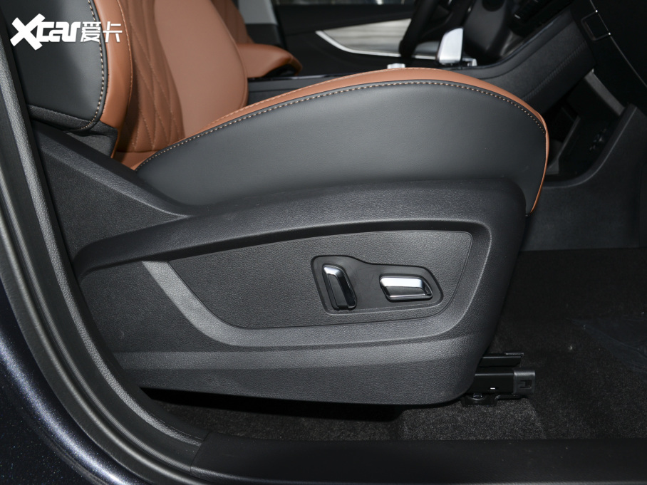 20228 PLUS 290TGDI DCT+