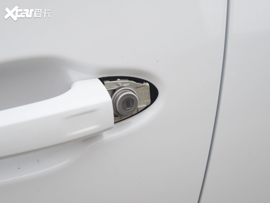 20228 PLUS Hi 390TGDI DCT+