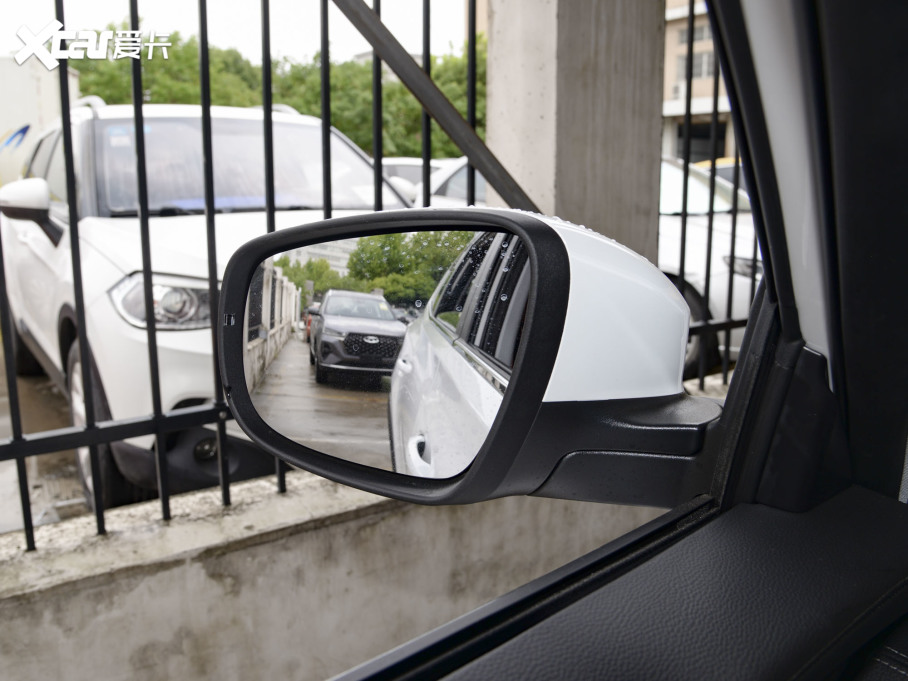 20228 PLUS Hi 390TGDI DCT+