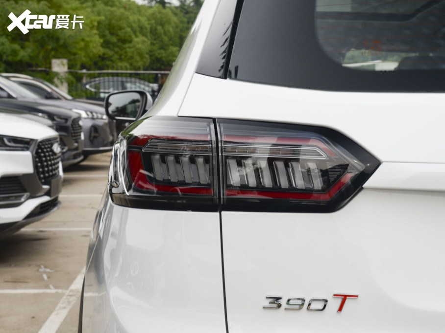 20228 PLUS Hi 390TGDI DCT+