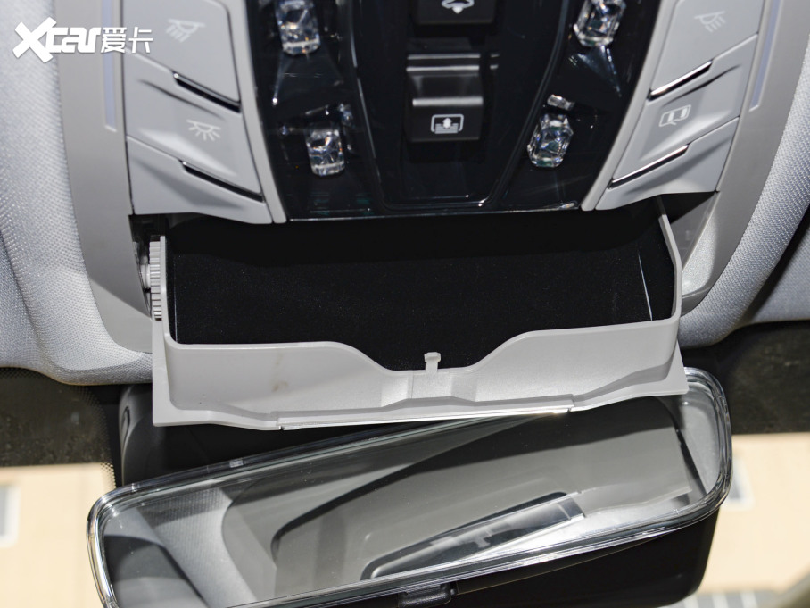 2022����8 PLUS �H�i�� 390TGDI DCT������+