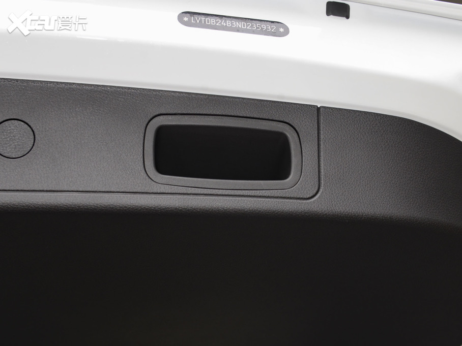 2022����8 PLUS �H�i�� 390TGDI DCT������+