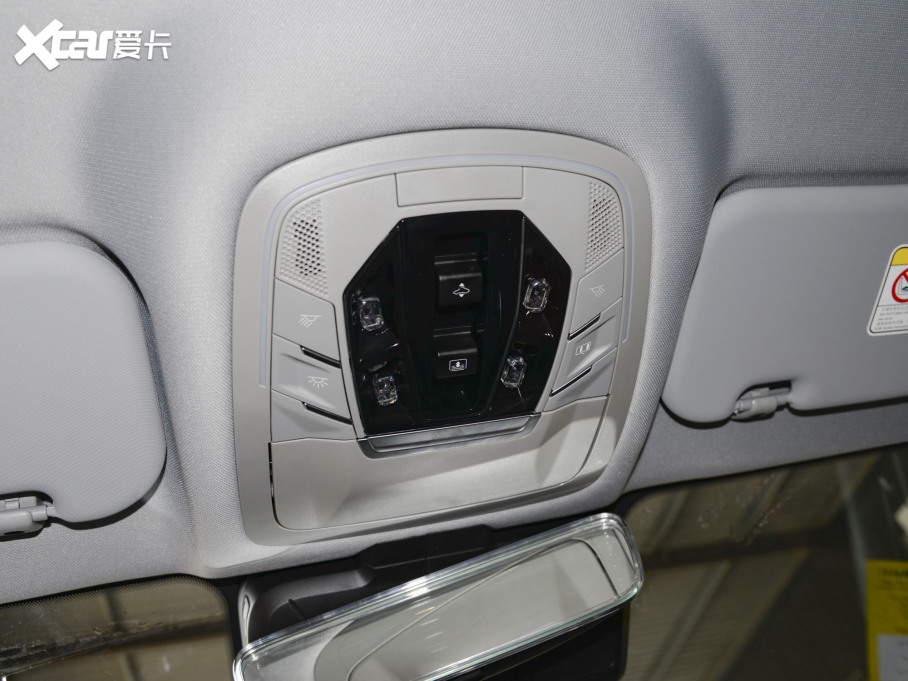 20228 PLUS Hi 390TGDI DCT+