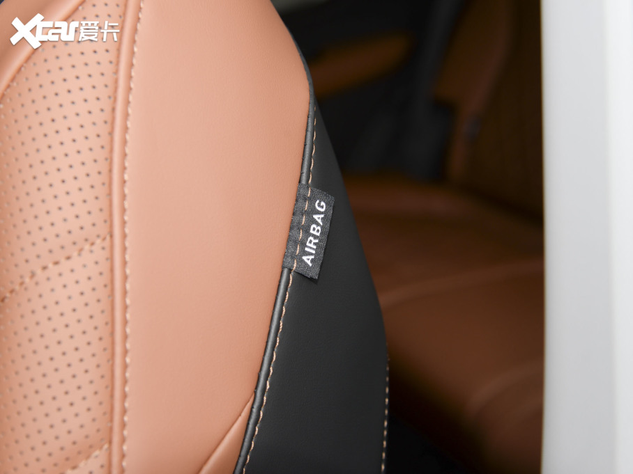 2022����8 PLUS �H�i�� 390TGDI DCT������+