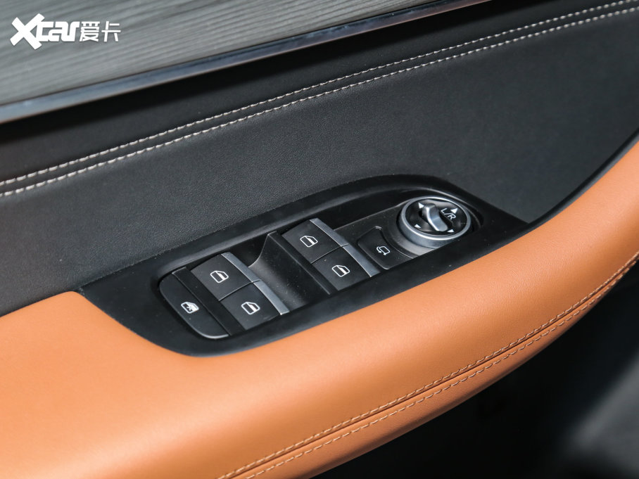 20228 PLUS Hi 390TGDI DCTҫ