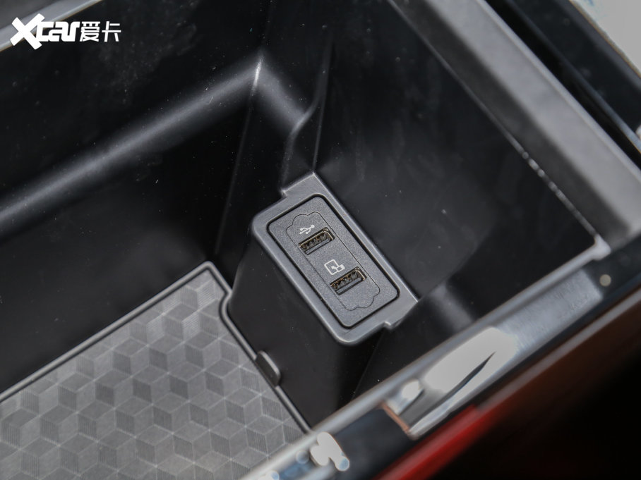 20228 PLUS Hi 390TGDI DCTҫ