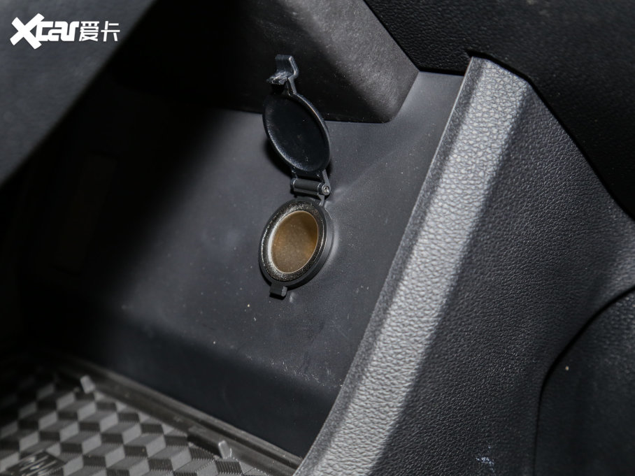 20228 PLUS Hi 390TGDI DCT(q)ҫ