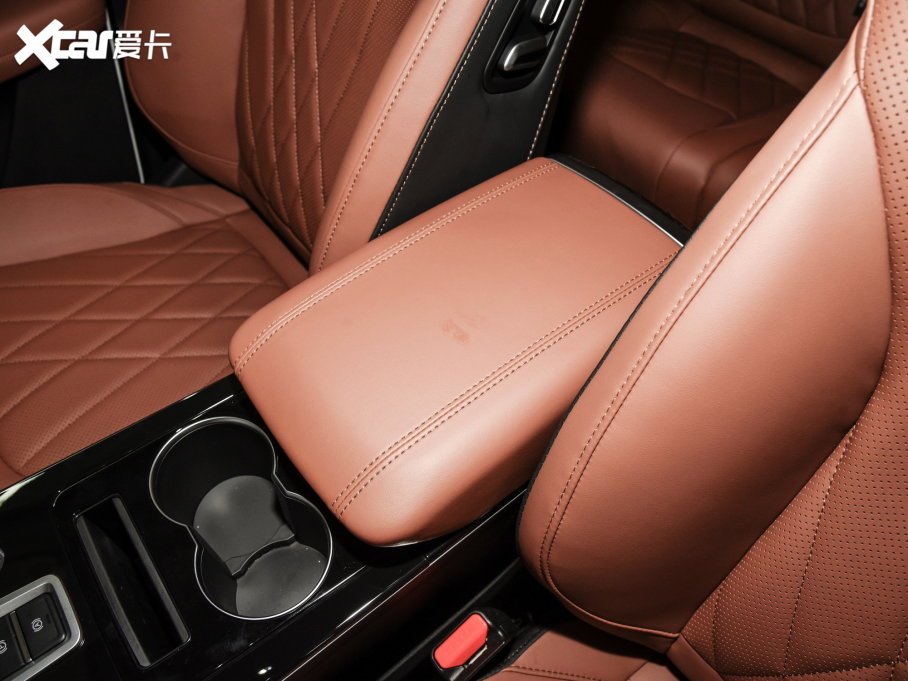 20228 PLUS 290TGDI DCT