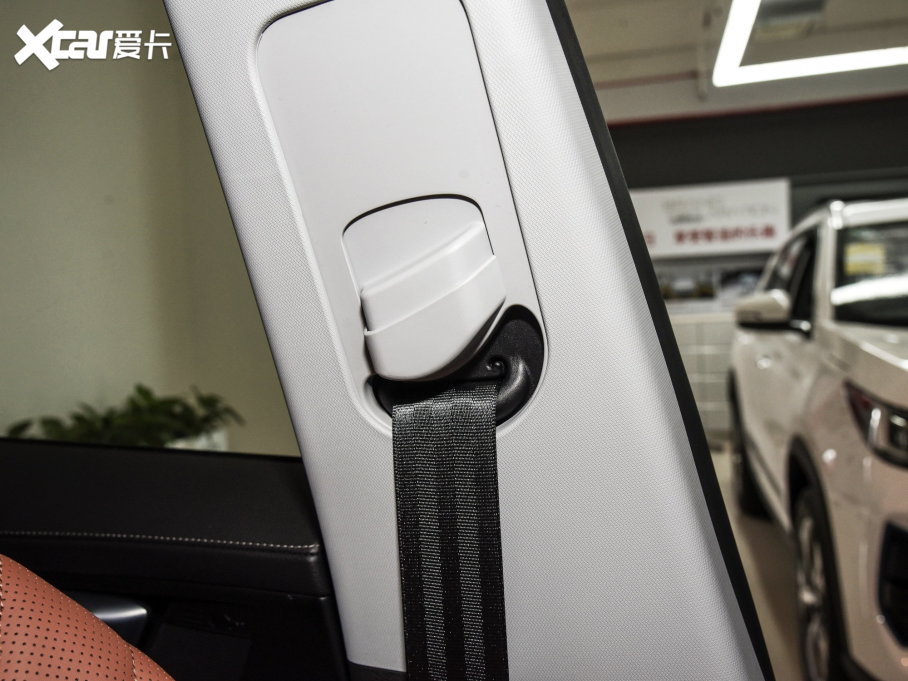 20228 PLUS 290TGDI DCT