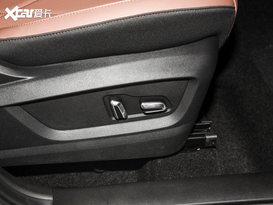 20228 PLUS 290TGDI DCT