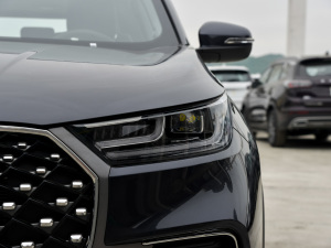 2022Hi 390TGDI DCT+ ^