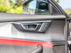 2022ܰ 1.6T DCTӢ п؅^