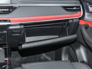 2022ܰ 1.5T CVTlʿ ǰTg