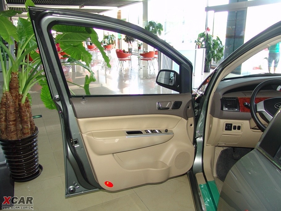 2009|֮Cross 2.0L քӺA