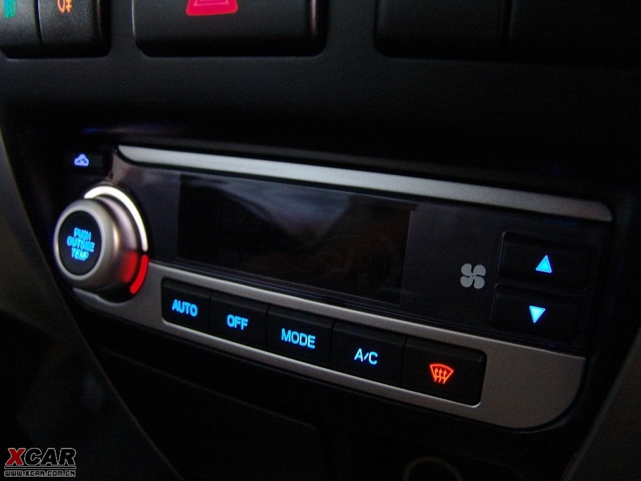 2009|֮Cross 2.0L քӺA