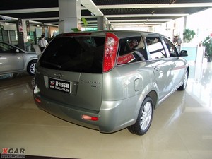 2009款2.0L 手动豪华版 整体外观