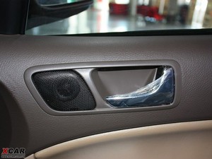 2009款2.0L 手动舒适版 空间座椅