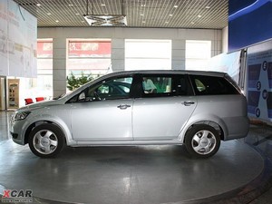 2009款2.0L 手动舒适版 整体外观