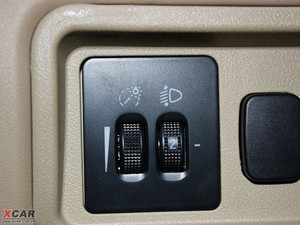 2009款2.0L 手动舒适版 中控区