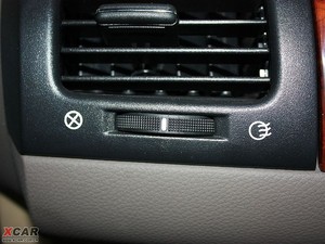 2009款2.0L 手动舒适版 中控区