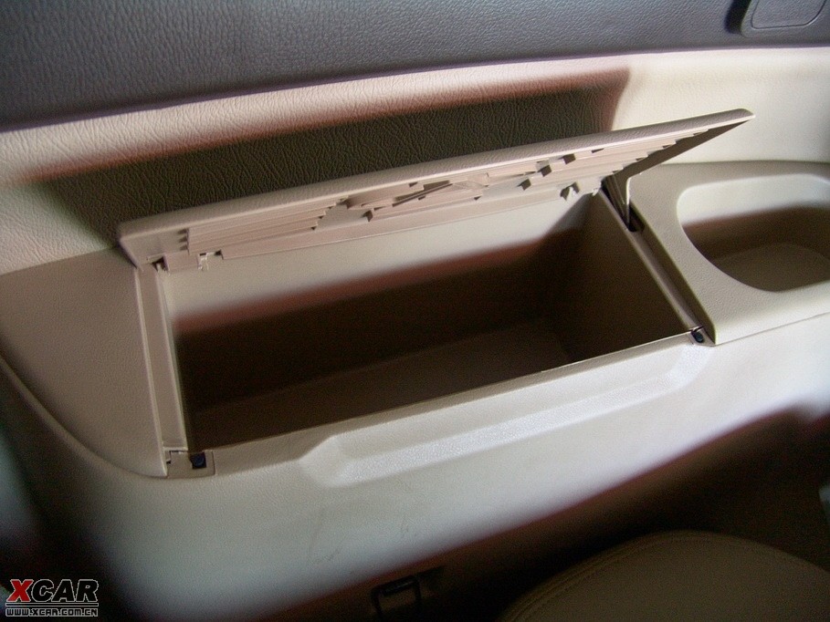 2009|֮Cross 2.0L քӺA