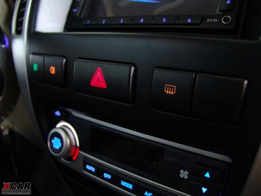 2009|֮Cross 2.0L քӺA