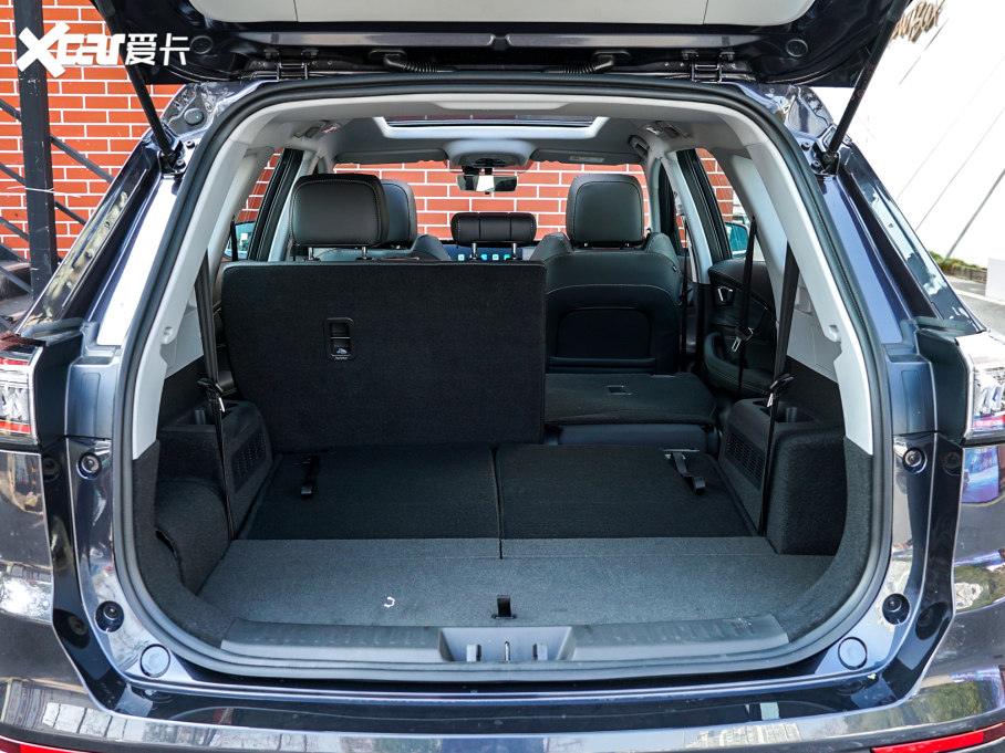 20228 PLUSԴ PHEV 1.5TLe+