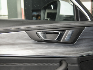 2022PHEV 1.5Te+ п؅^